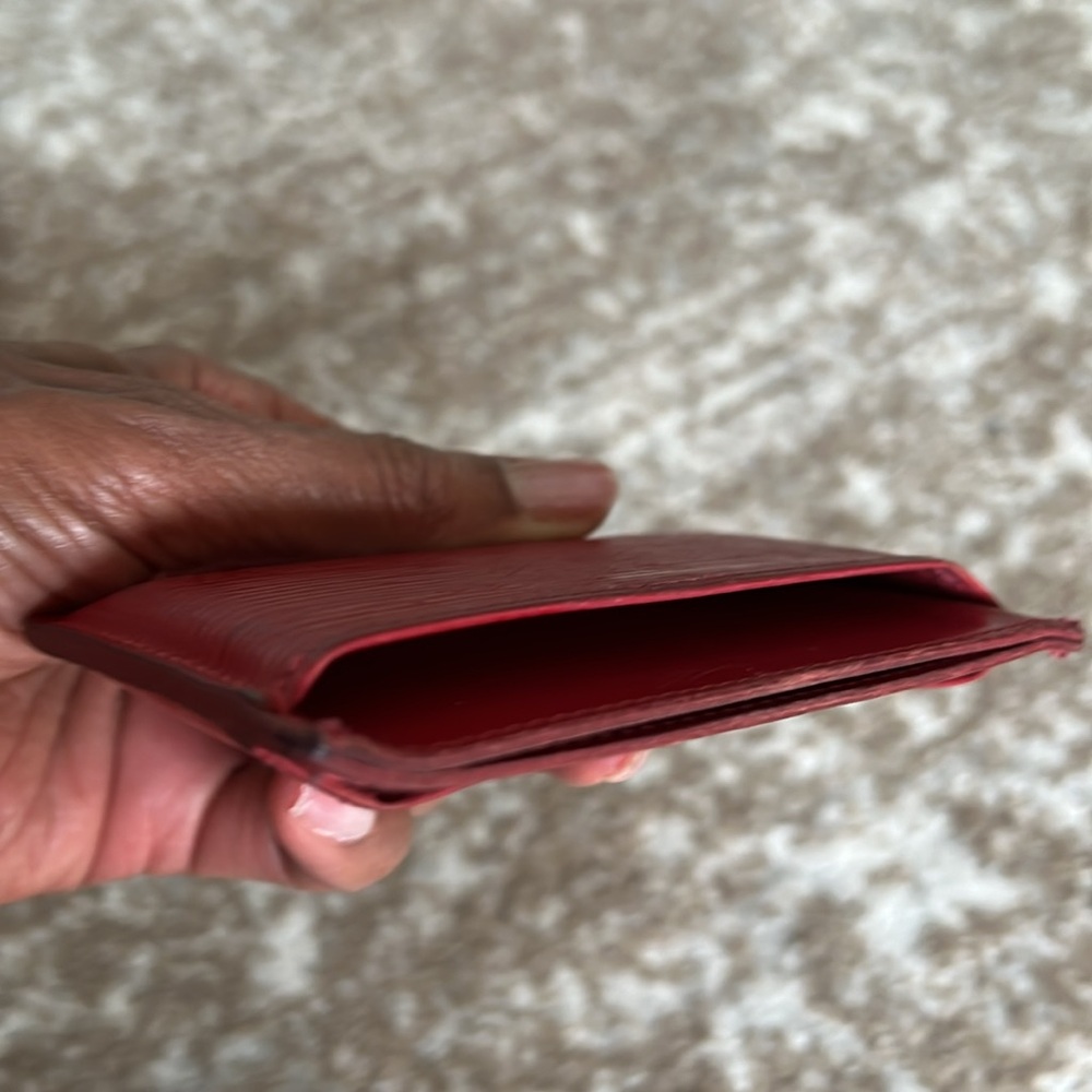 COPY - Louis Vuitton ‘Epi’ Card Holder - Picture 9 of 13